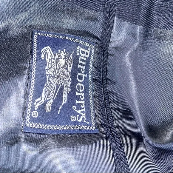 Burberry Men 2 Pice Suit
